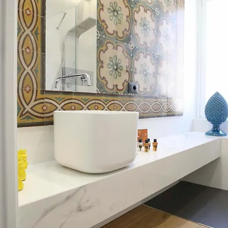 Awa Umberto I דירה