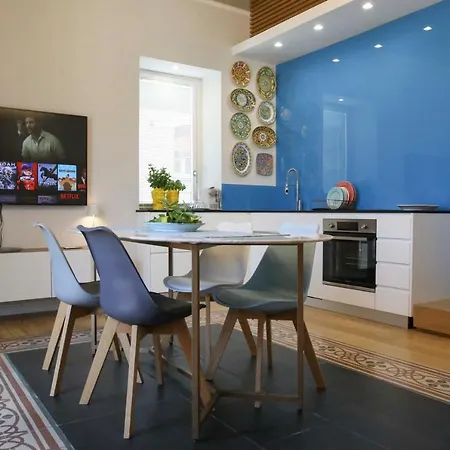 Awa Umberto I צ'פאלו