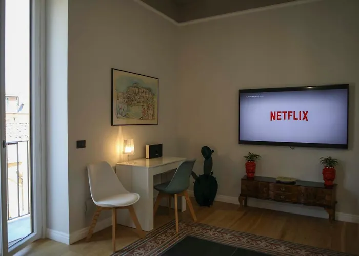 Awa Umberto I 아파트