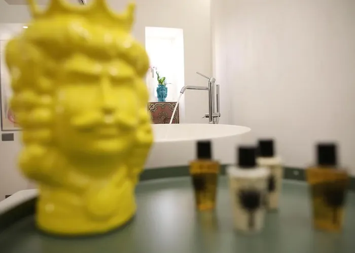 Awa Umberto I 체팔루