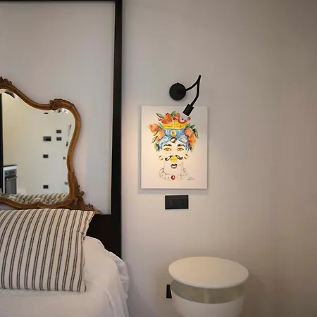 Awa Umberto I アパート チェファル